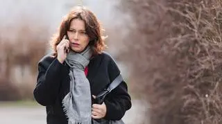 Kadr z odcinka 3651 serialu Na Wspólnej TVN - Weronika Roztocka (Renata Dancewicz). Emisja od poniedziałku do czwartku o 20.15 w TVN.