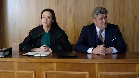 Tajemnica zawodowa: Julia broni Wiktora w sądzie