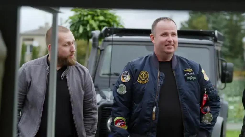 Zawodowi handlarze s15 launch 30 data