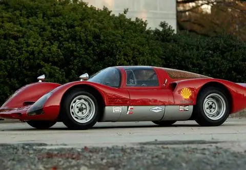 Porsche 906 Carrera 6 sprzedany za prawie 9 milinów złotych
