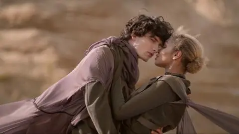 Top Model PRZED EMISJĄ W TV: Dominik i Nicole pocałują się?