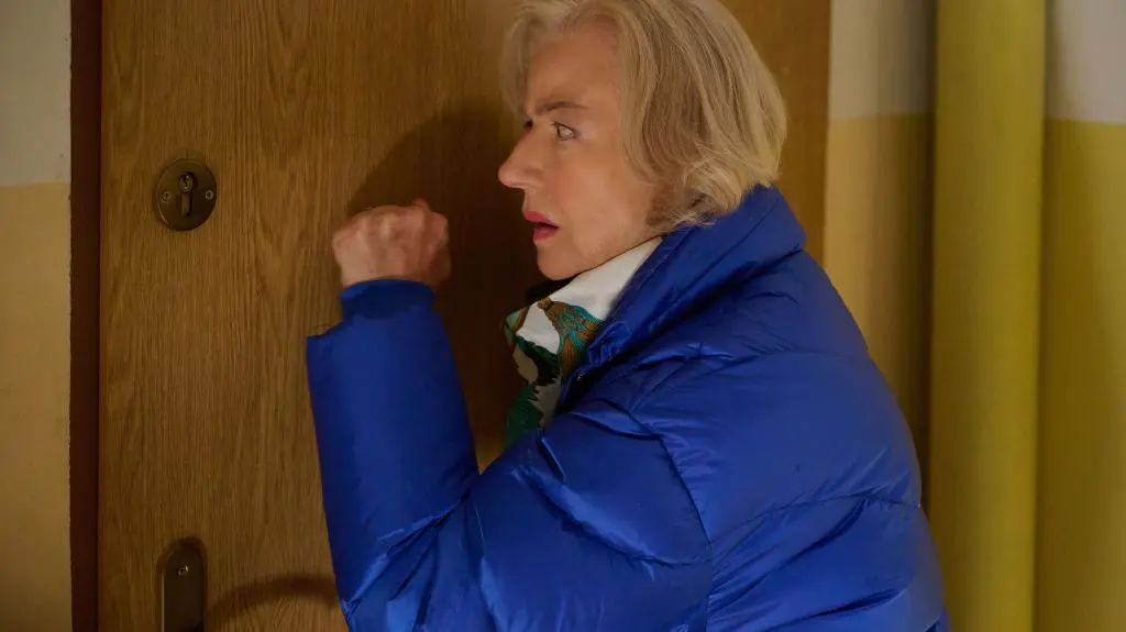 Kadr z odcinka serialu Na Wspólnej TVN - Maria Dykiel (Bożena Dykiel)