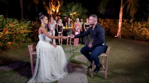 Hotel Paradise 6 - odcinek 55