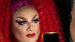 Czas na Show. Drag Me Out: Adelon