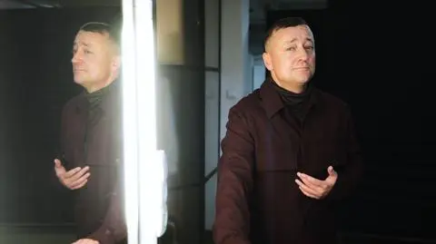 Czesław Mozil zachwycił wykonaniem piosenki "Na tapczanie siedzi leń"! Zobaczcie sami!