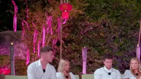 Hotel Paradise 8