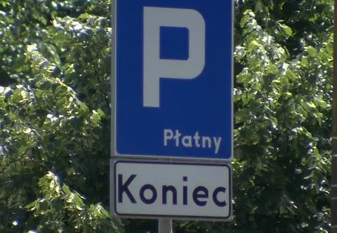 Strefa płatnego parkowania. Szukać parkomatu czy nie?