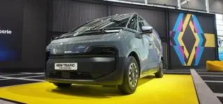 Targi Transportu w Hanowerze. Elektryczne Renault Trafic „Vanem Roku”
