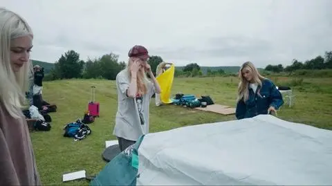 Top Model: Joanna Krupa i Dawid Woliński na biwaku z uczestnikami