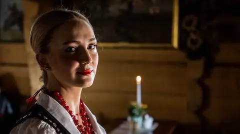 Papiery na szczęście PRZED EMISJĄ W TV: Duch Sandry powraca?