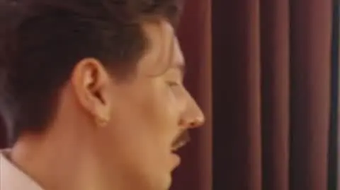 okDRAGMEOUT_MIKOLAJCZAK_WSPARCIE