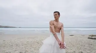 Top Model: Maciej zachwycił w damskiej kreacji