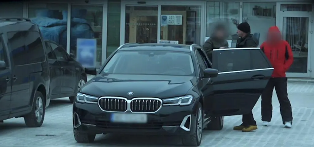 Uwaga! Oszust: Ściema z ogłoszenia. BMW 5, Dacia Sandero i BMW serii 