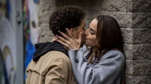 Papiery na szczęście: Sergiusz poznaje tajemnicę Julki i Konrada!