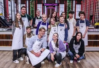 Ostatnie fartuchy rozdane! Kto dostał się do programu "MasterChef Nastolatki"?