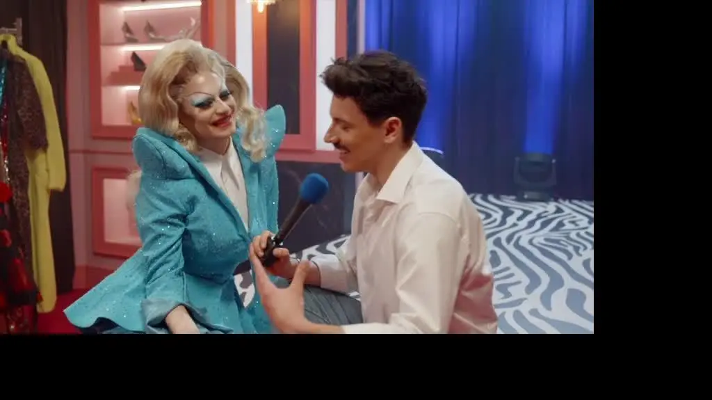 okDRAGMEOUT_SHADYLADY_MISJADRAG
