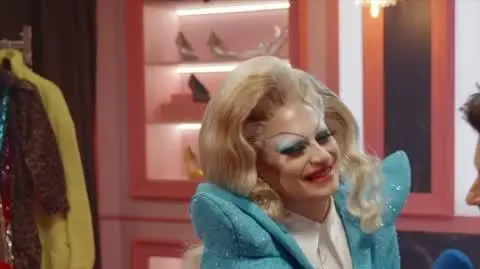 okDRAGMEOUT_SHADYLADY_MISJADRAG