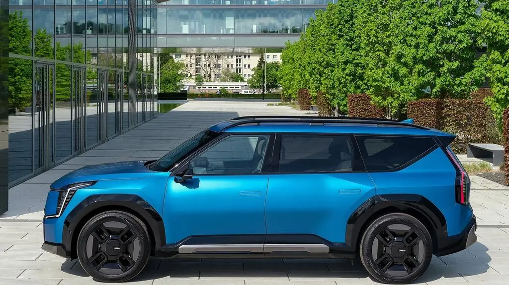 Kia-EV9-2024-1600-38