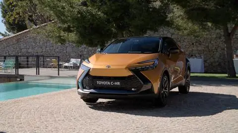 Podkręcona Toyota CHR. Test Krystiana Plato 