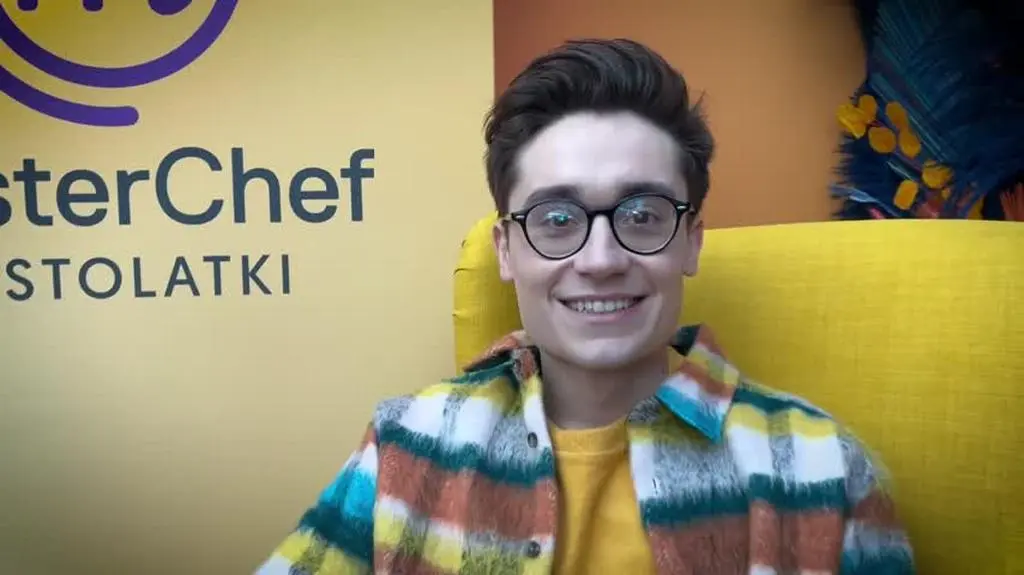 01MCHFNastolatki_Prasowka