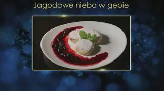 Joanna i Tomek: JAGODOWE NIEBO W GĘBIE, czyli tradycyjny deser ukraiński – serniki, placuszki z serem twarogowym polane sosem z jagody kamczackiej