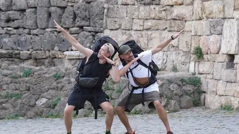 Azja Express: Wojtek i Bartek wygrali grę o amulet