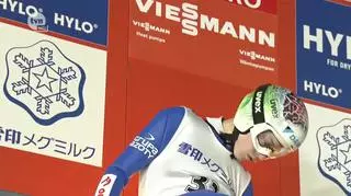 Skok Aleksandra Zniszczoła w 2. serii konkursu Pucharu Świata w Sapporo