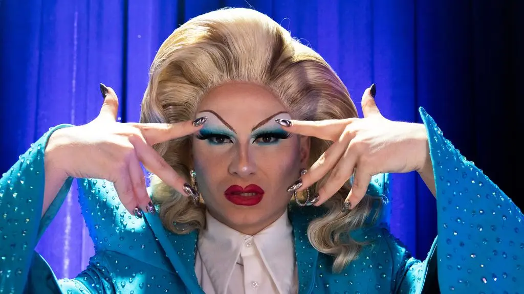 Czas na Show. Drag Me Out: Shady Lady