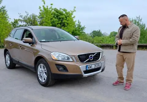 Z drugiej ręki. Volvo XC60, Audi Q5 czy BMW X3 – który używany SUV ma najwięcej sensu?