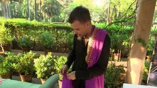 Michał Piróg przymierza sari!