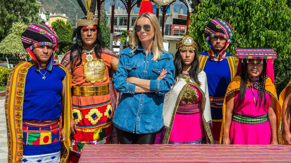 Agnieszka Woźniak-Starak i Indianie z Peru / "Ameryka Express"