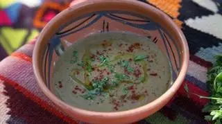 Algierska zupa-krem z grochu i bobu