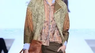 Dwie zwyciężczynie i dwie uczestniczki na jednym wybiegu