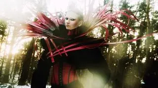 Ania Piszczałka w psychodelicznej sesji