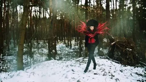 Ania Piszczałka w psychodelicznej sesji
