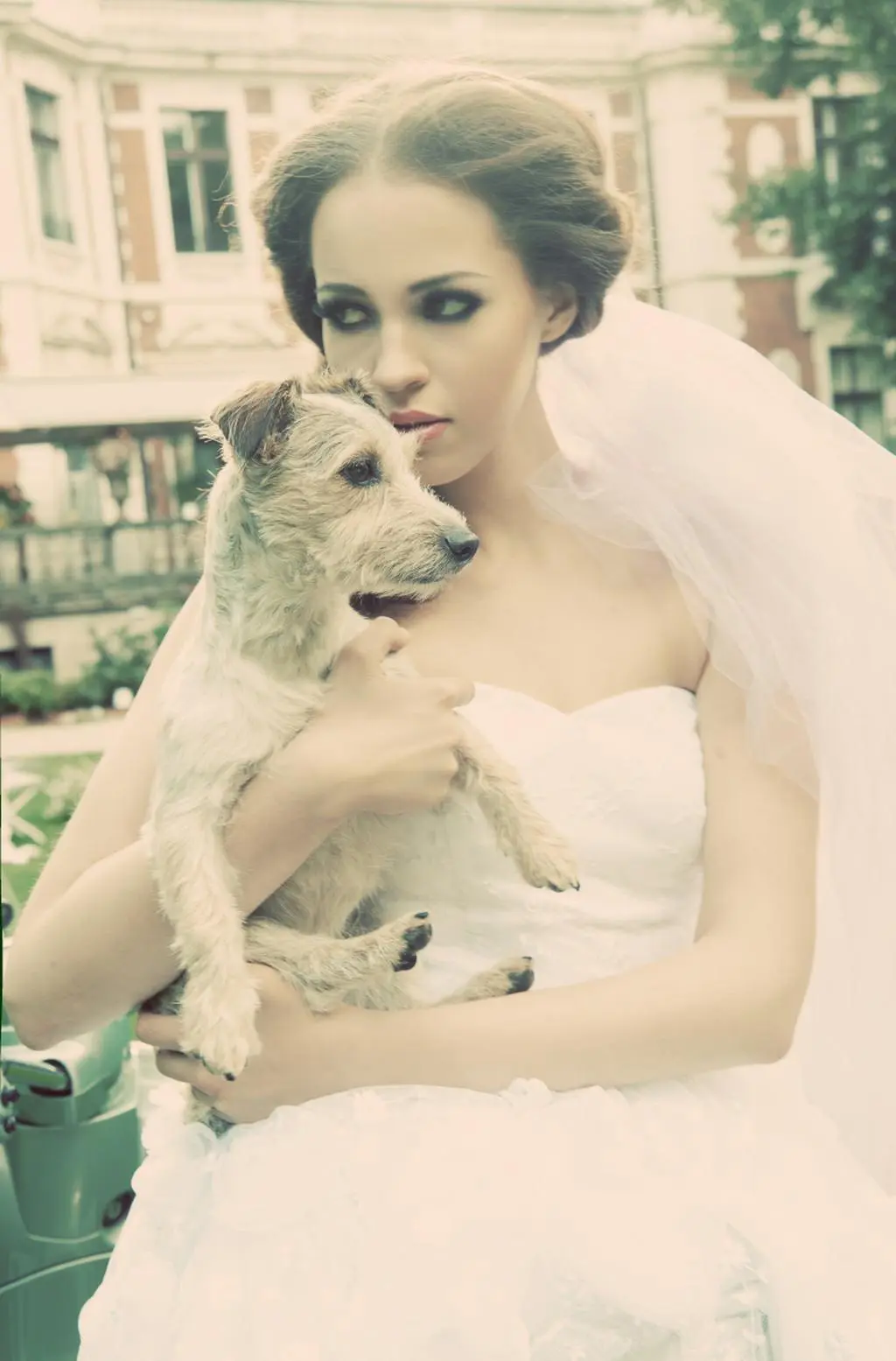 hair: Jacek Szawioła
make up: Dominika Rzymyszkiewicz Make Up Artist
projektant: Milita Nikonorov Fashion Designer