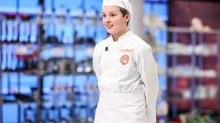 Franek po raz trzeci próbował swoich sił w programie i jak widać z niezłym skutkiem. Dotarł do finału i w niedzielę będzie walczył o tytuł MasterChefa Juniora. Gotuje, odkąd pamięta, a jego nauczycielkami były mama i babcia. Najbardziej lubi jeść tatara, carpaccio oraz dania kuchni wegetariańskiej. Jego popisowe danie to mus z białej czekolady i serka mascarpone z pulpą owocową i kruszonką. Poza gotowaniem Franek śpiewa, tańczy i należy do Krakowskiego Klubu Kajakarskiego.