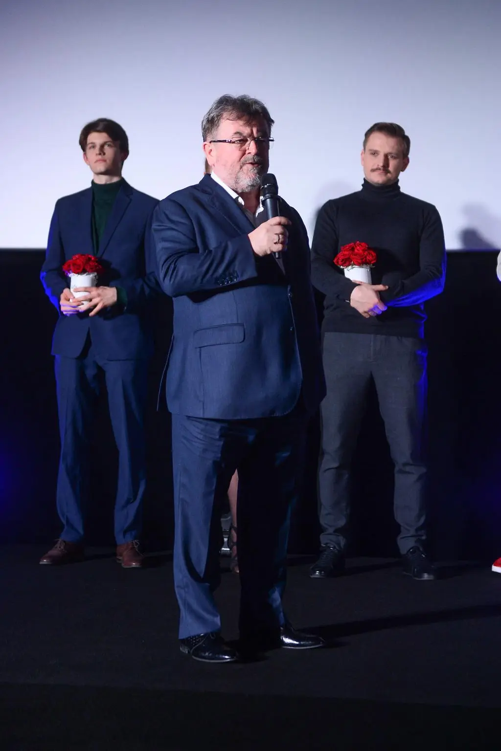 Dyrektor programowy TVN Discovery Polska Edward Miszczak na uroczystej premierze serialu "Szóstka"