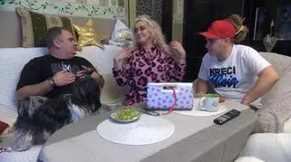 "Gogglebox": Artur zaczyna przygodę z... gotowaniem!