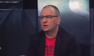 Aktualnie czytasz: Rzucił palenie, odstawił cukier, schudł 27 kg. Skąd taka zmiana u Grzegorza Halamy?