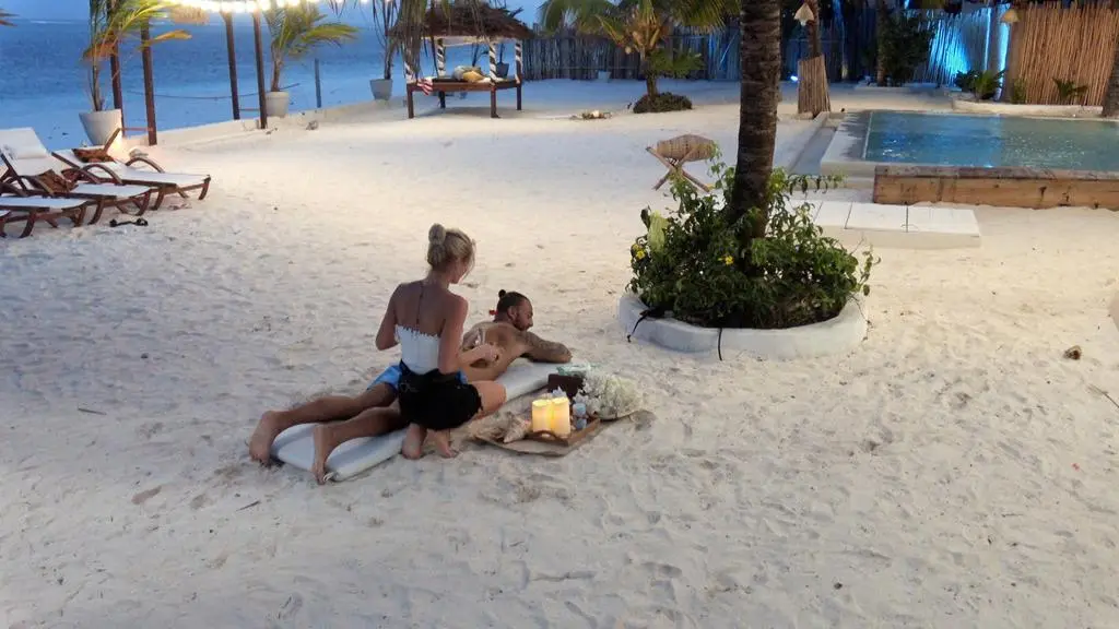 Hotel Paradise 3: Basia i Krystian