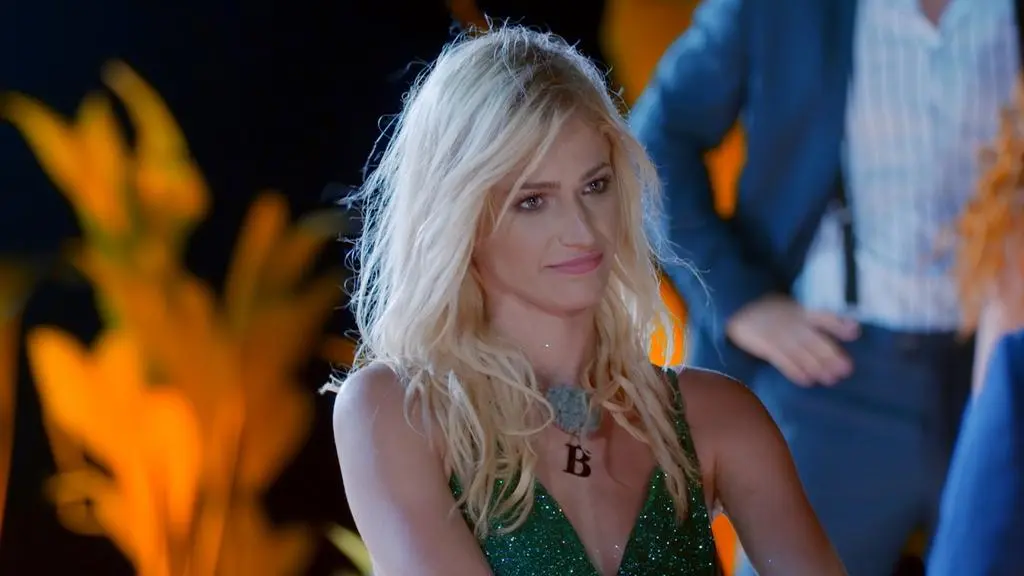 Hotel Paradise 3: Basia