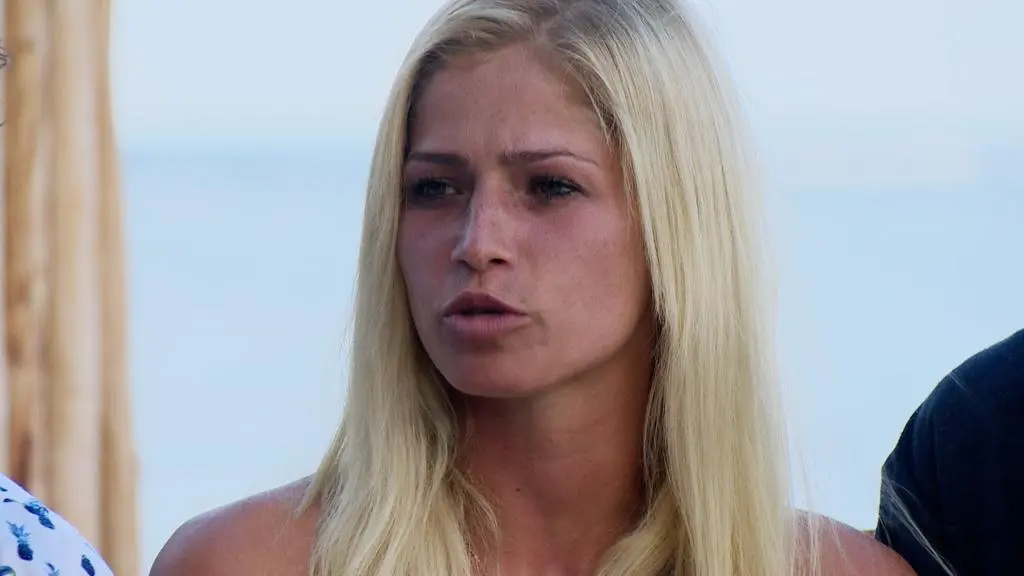 Hotel Paradise 3: Basia