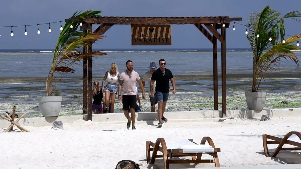Hotel Paradise 3: Dzień w raju