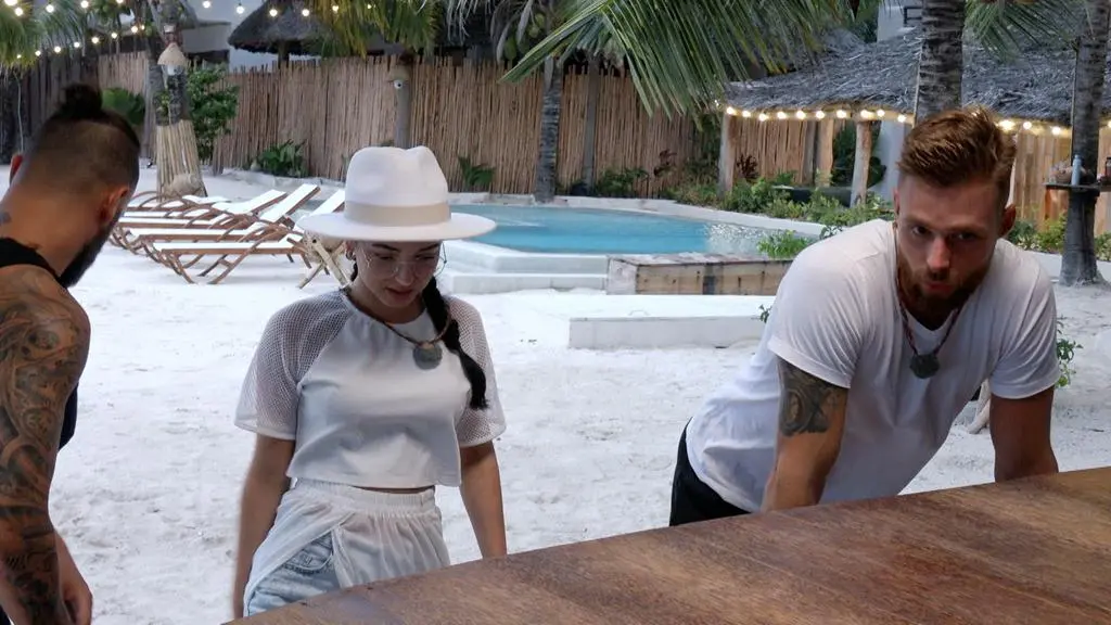 Hotel Paradise 3: Dzień w raju
