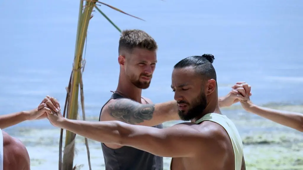 Hotel Paradise 3: Joga