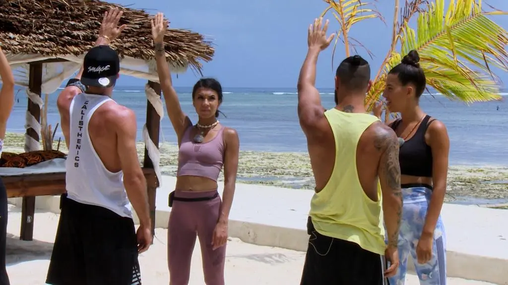Hotel Paradise 3: Joga