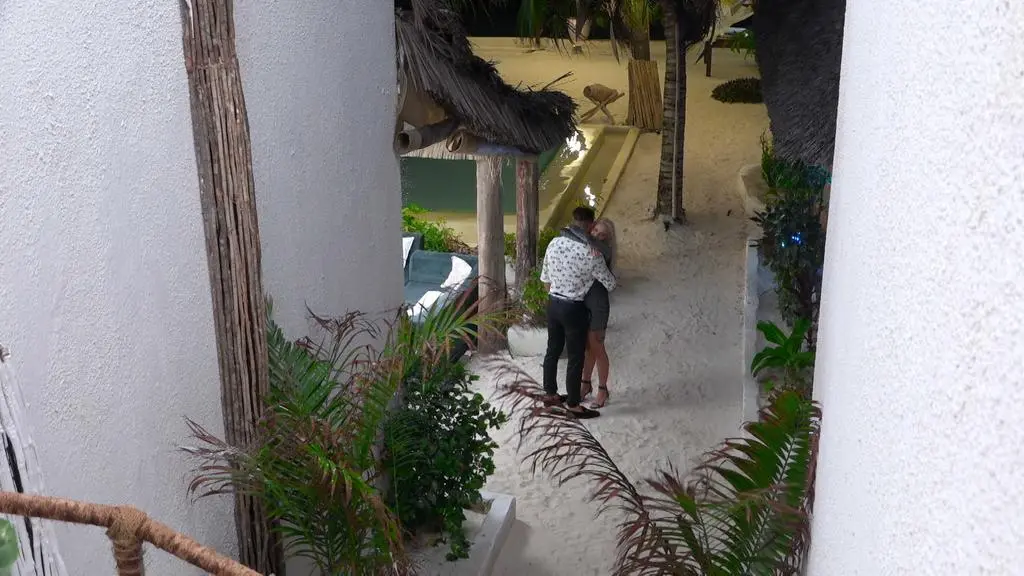 Hotel Paradise 3: Kamil i Ola