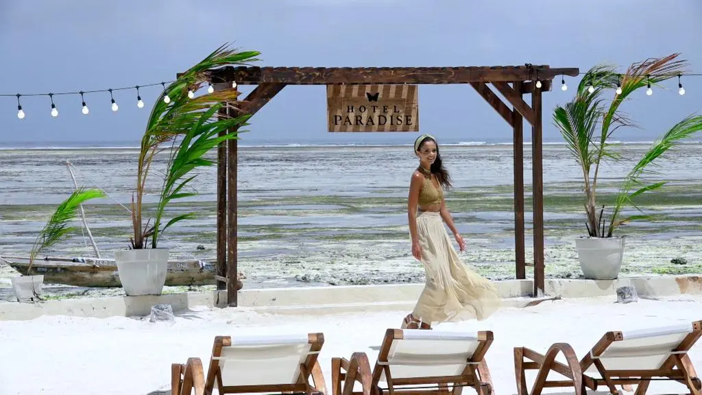 Hotel Paradise 3: Klaudia El Dursi