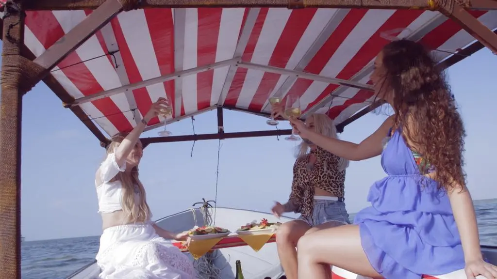 Hotel Paradise 3: Kornelia, Bogusia i Ola